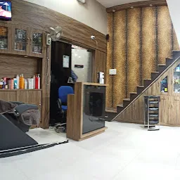 Iconic Unisex Salon