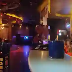 Illusion lounge