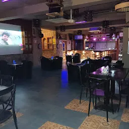 illusion The Lounge Bar