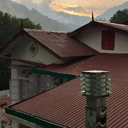 India Hotel - Mall Road Nainital - Lake View