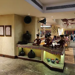 Indiya Oye - Radisson Blu hotel