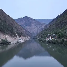 Invincible Tours Of Himalayas