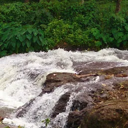 Irappan Paara water falls