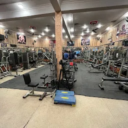 Iron Pumper Gym