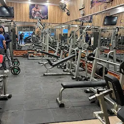 Iron Pumper Gym