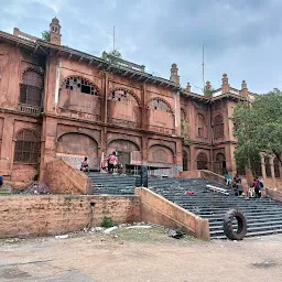 Irram Manzil Palace