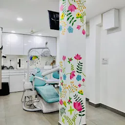 ISHANI'S DENTAL CLINIC & IMPLANT CENTER