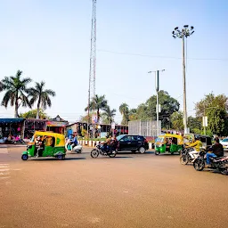 Jahangirabad Square