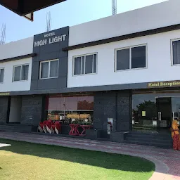 Jai Shree Bhawani Restaurant (OLD DPS DHABA))