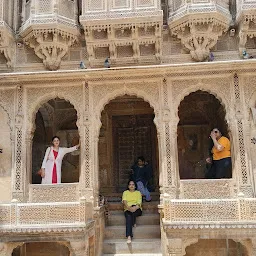 Jaipur Travels