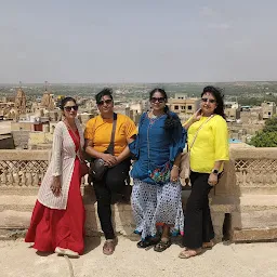 Jaipur Travels