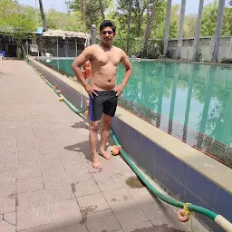 Jalkalash Swimming Pool, Tirpude Institute
