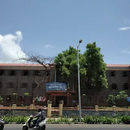 Jangali Maharaj Road (Modern High School)