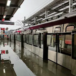 Jasola Vihar Shaheen Bagh Metro Station