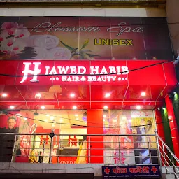 Jawed Habib Hair & Beauty Salon - Best Unisex Salon | Best Bridal Makeup at Raibareli Road | Groom Makeup at Uthertia ||