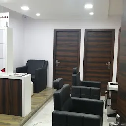 Jawed Habib Hair & Beauty Salon New Amity Campus Malhaur Gomti Nagar
