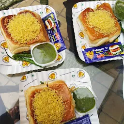 Jay Bhavani Vadapav