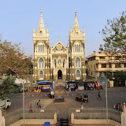 Jesus christ statue - Historical landmark - Mumbai - Maharashtra | Yappe.in