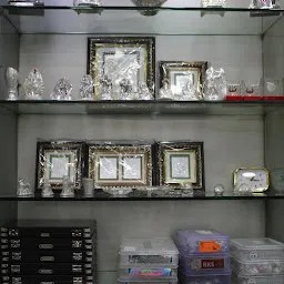 Jevar Watch - Rado | Tissot | Luxury watch showroom in Ranchi