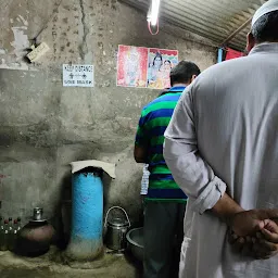 Jhola sahi lassi centre