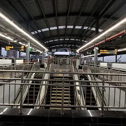 Jivraj Park Metro Station