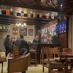 Joey's Pub