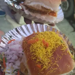 Johnny Johnny Vada Pav & Chat