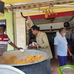 Jolly Chicken Briyani