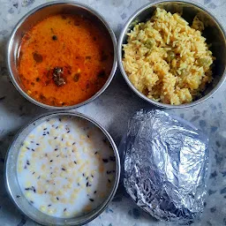 Jolly Tiffin Service / Kumkum Tiffin Service