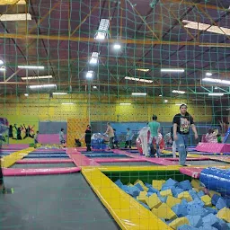 Jumping Frog Trampoline Park