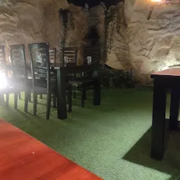 Jungle restaurant