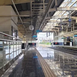 K P Metro Station