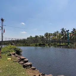 Kaakadavu foot over hanging bridge