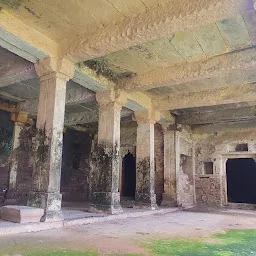 Kachahari- Raisen Fort