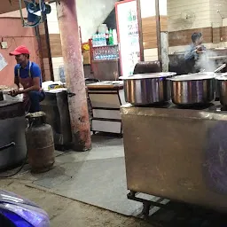 Kailash Sabzi Market