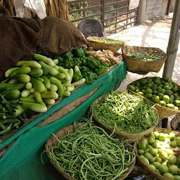 Kaka Vegetable and fruit shop