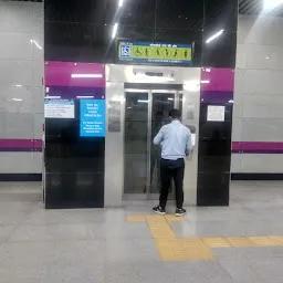 Kalkaji Metro station Noida line.