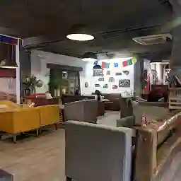 Kalsang Cafe and Restaurant