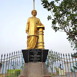 Kandukuri Veeresalingam Pantulu statue