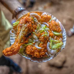 Kanha Egg & Chicken Pakoda