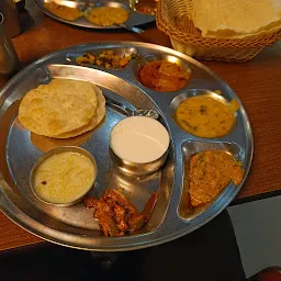 Kanishka Veg Restaurant