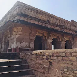 Karn Mahal