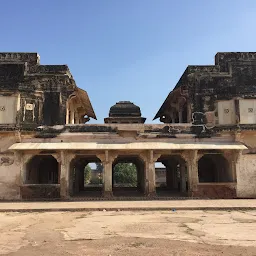 Karn Mahal