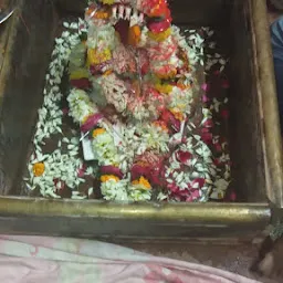 Karnn keshwar Mahadev Mandir/ Kale Hanumaan Mandir