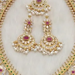 Kaveri Pearls