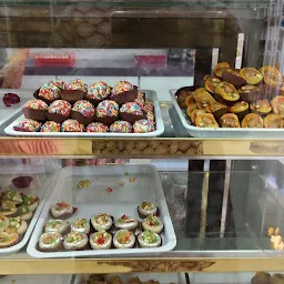 Kaveri Sweets