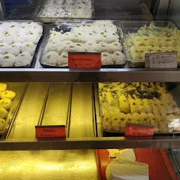 Kaveri Sweets