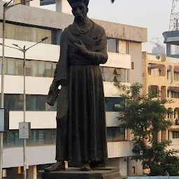 Khada Parsi Statue