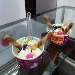 Khan Ice Cream Parlour