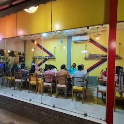 Khana Khazana Restaurant and cafe